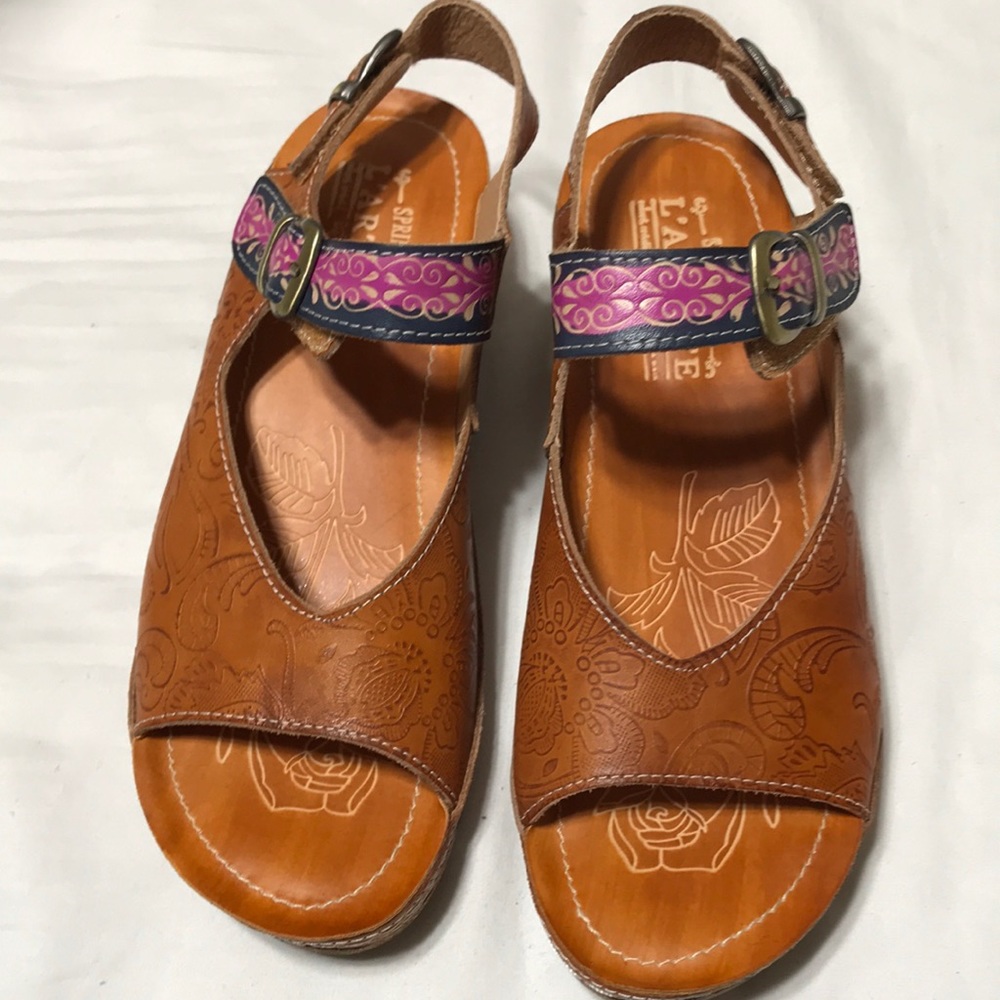 Spring Step L’ARTISTE cock wedge. EUC